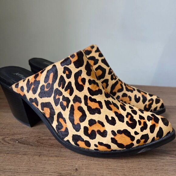EUC JEFFREY CAMPBELL GENUINE LEATHER UPPER ANIMAL PRINT POINTY HEELED MULES 9.5 - Picture 1 of 15